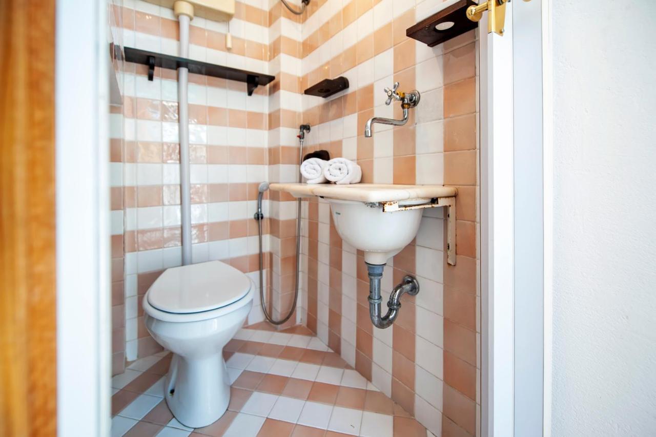 Carera Seaview Apartments Ровинь Экстерьер фото